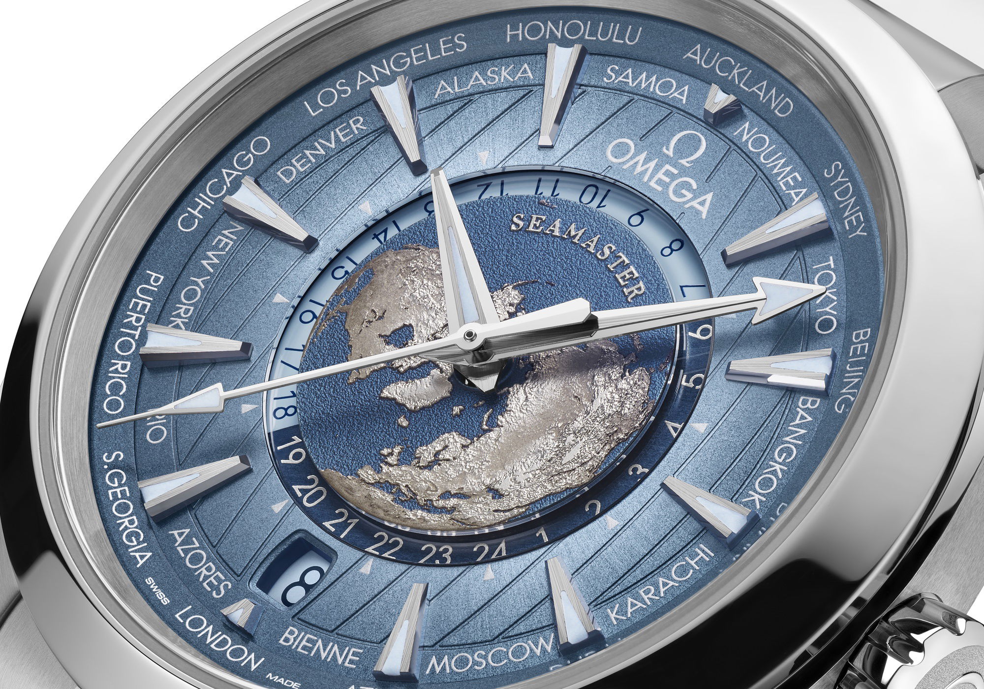 IMG_9081 Omega Seamaster Aqua Terra 150M Co-Axial Master Chronometer GMT Worldtimer Summer Blue 220.10.43.22.03.002 Replica 8