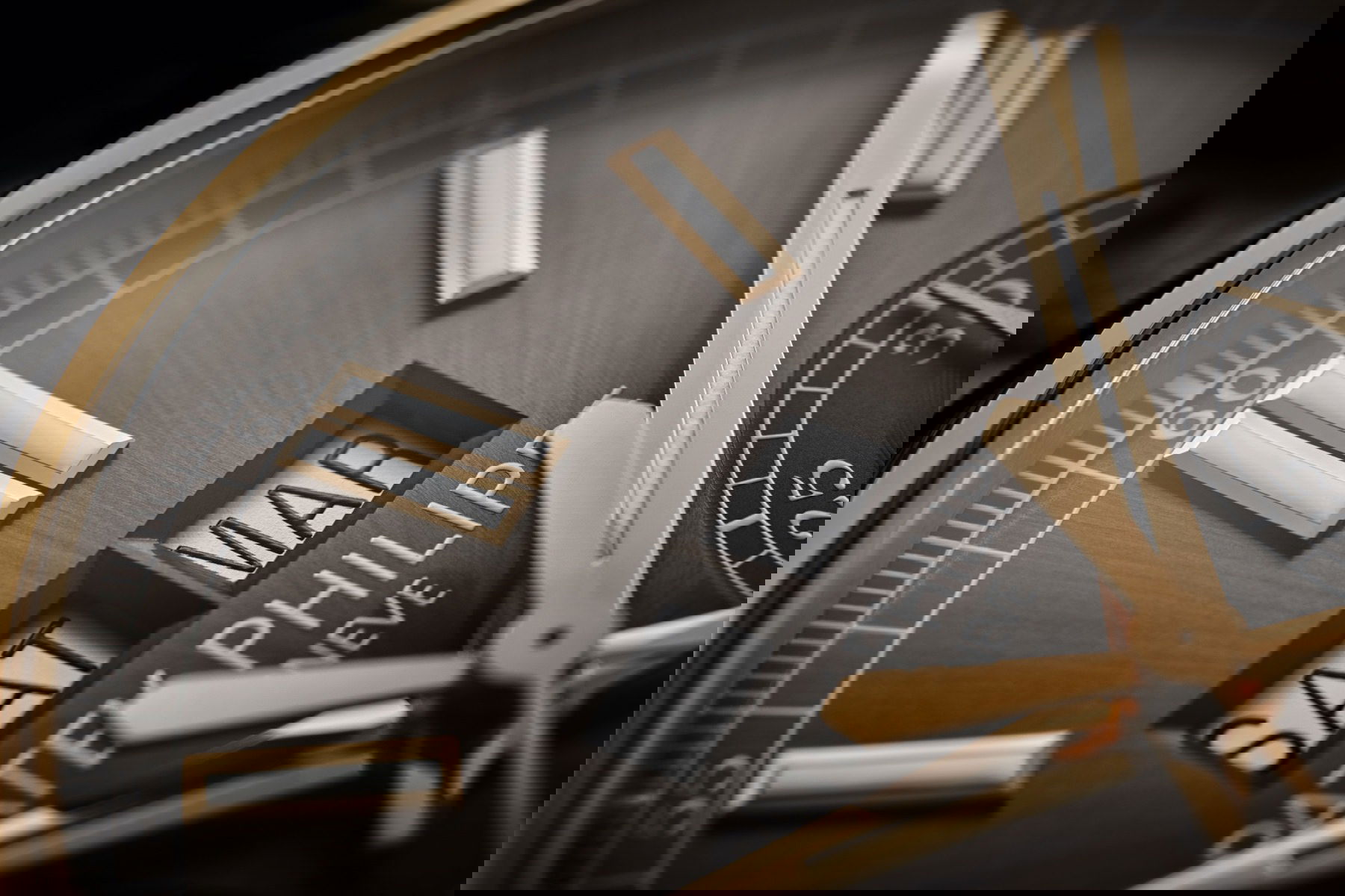 Patek Philippe Grand Complications Split-Second Chronograph, Perpetual Calendar 5204R-011 Replica 8