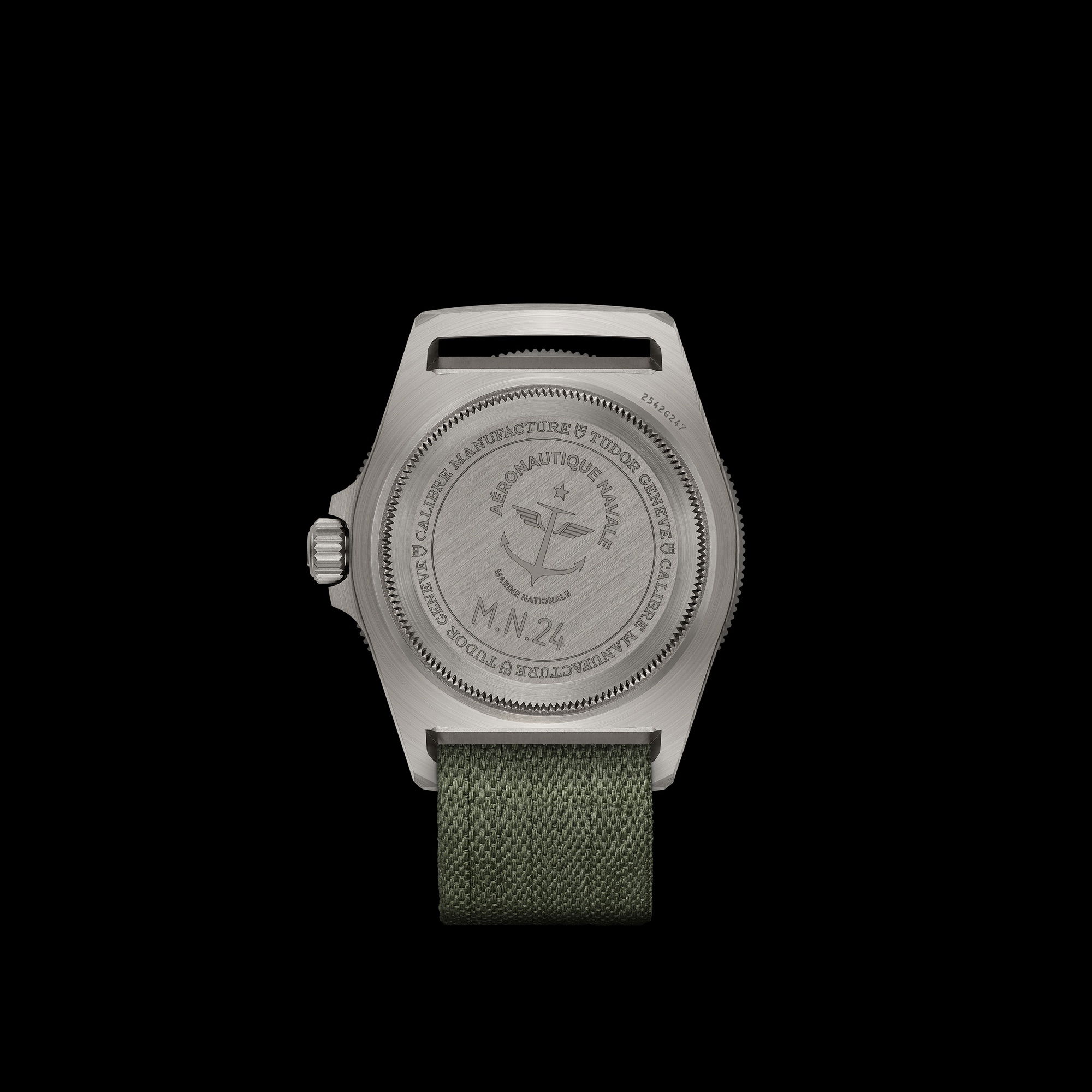 TUDOR Pelagos FXD GMT M2542g247nu-0002 Replica 8