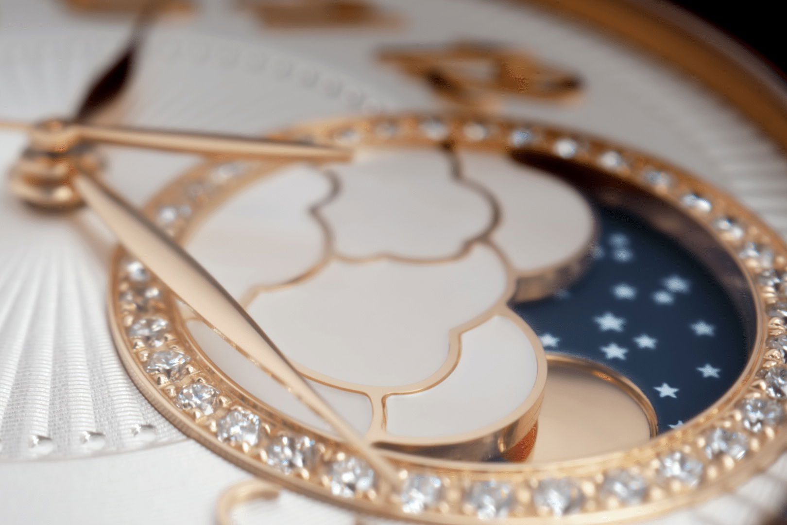 IMG_9081 Vacheron Constantin egerie Moon Phase 8005F/120R-H002 Replica 8